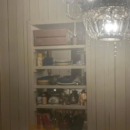 Apartment Central, Charming, 1800s
