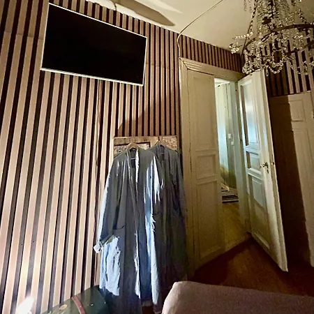 Central, Charming, 1800s Apartment