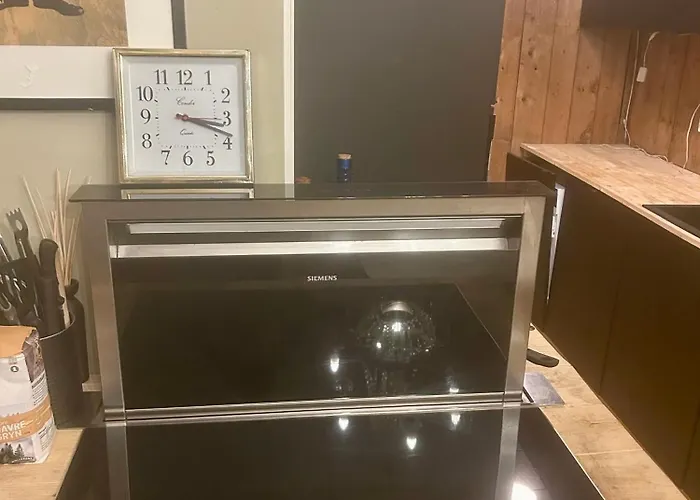 Central, Charming, 1800s * Lii