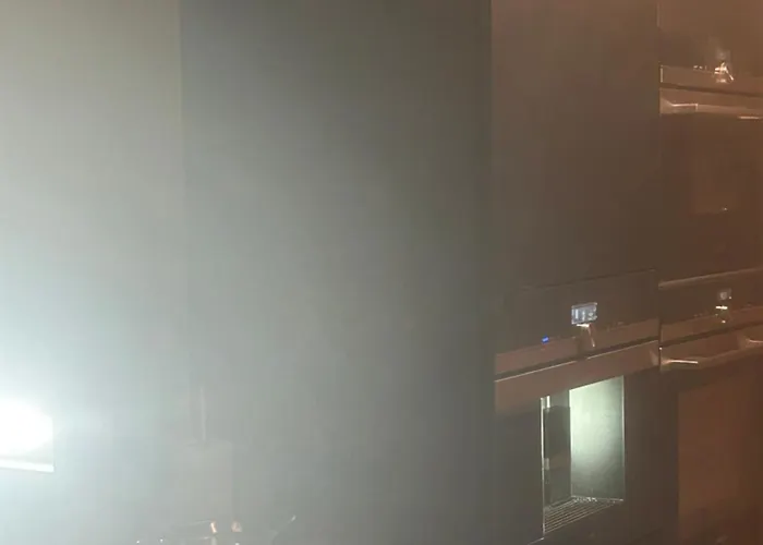 Central, Charming, 1800s Apartamento *