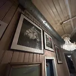 Central, Charming, 1800s Apartamento